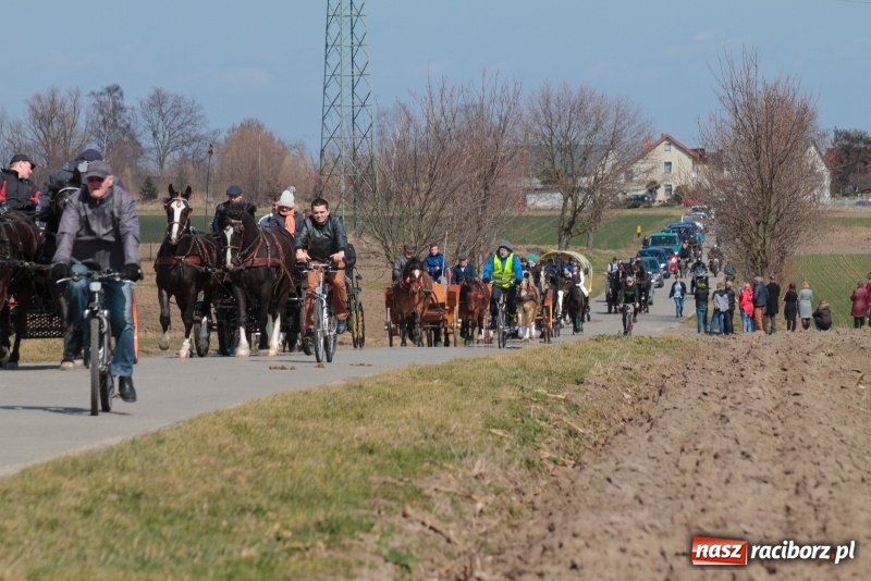 Zdjęcie w galerii na portalu naszraciborz.pl: Konny Festyn Wielkanocny w Pietrowicach Wielkich FOTO i WIDEO wiadomości z regionu