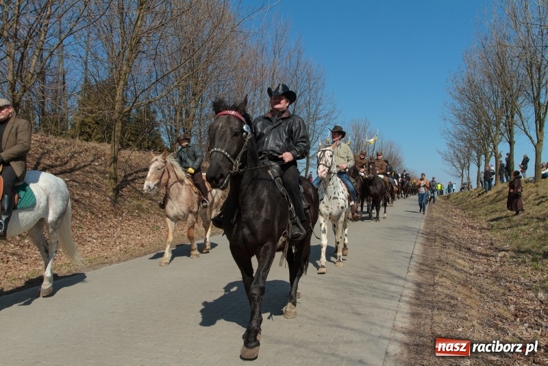 Zdjęcie w galerii na portalu naszraciborz.pl: Konny Festyn Wielkanocny w Pietrowicach Wielkich FOTO i WIDEO wiadomości z regionu