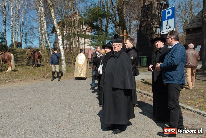 Zdjęcie w galerii na portalu naszraciborz.pl: Konny Festyn Wielkanocny w Pietrowicach Wielkich FOTO i WIDEO wiadomości z regionu
