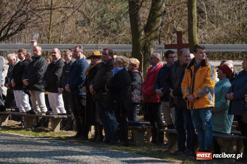 Zdjęcie w galerii na portalu naszraciborz.pl: Konny Festyn Wielkanocny w Pietrowicach Wielkich FOTO i WIDEO wiadomości z regionu