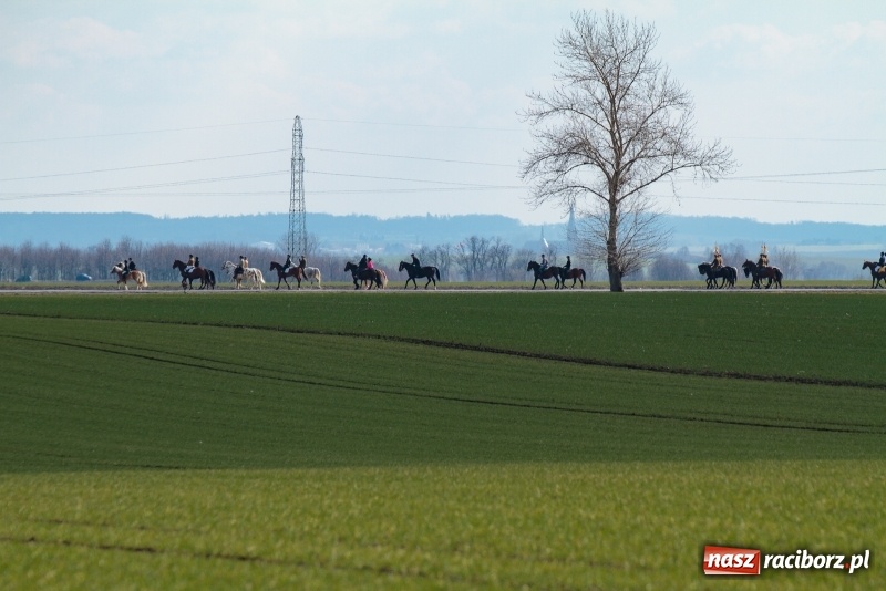 Zdjęcie w galerii na portalu naszraciborz.pl: Konny Festyn Wielkanocny w Pietrowicach Wielkich FOTO i WIDEO wiadomości z regionu