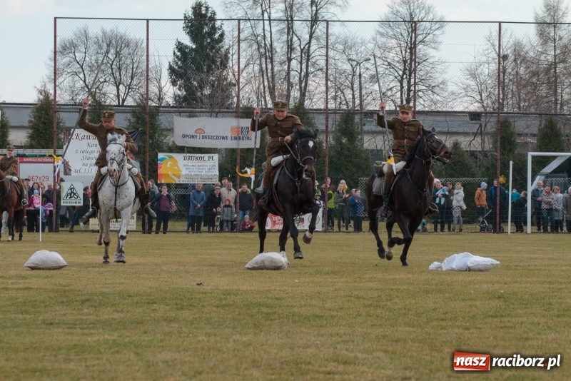Zdjęcie w galerii na portalu naszraciborz.pl: Konny Festyn Wielkanocny w Pietrowicach Wielkich FOTO i WIDEO wiadomości z regionu