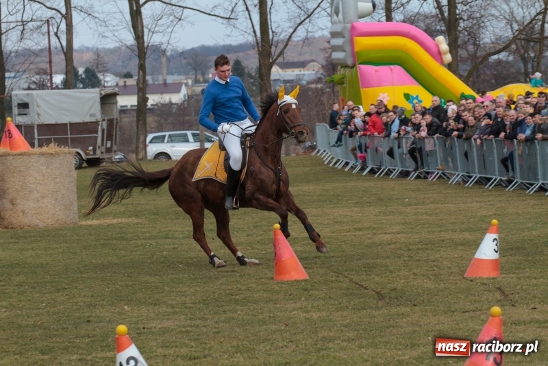 Zdjęcie w galerii na portalu naszraciborz.pl: Konny Festyn Wielkanocny w Pietrowicach Wielkich FOTO i WIDEO wiadomości z regionu