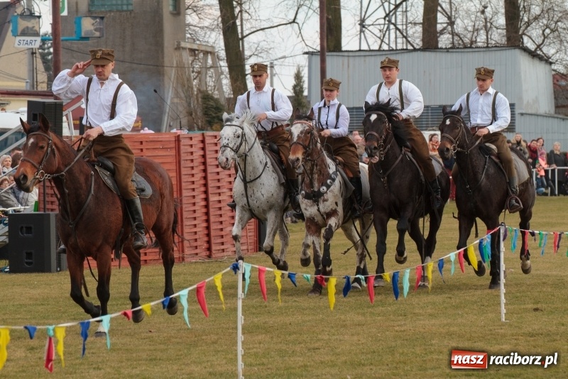 Zdjęcie w galerii na portalu naszraciborz.pl: Konny Festyn Wielkanocny w Pietrowicach Wielkich FOTO i WIDEO wiadomości z regionu