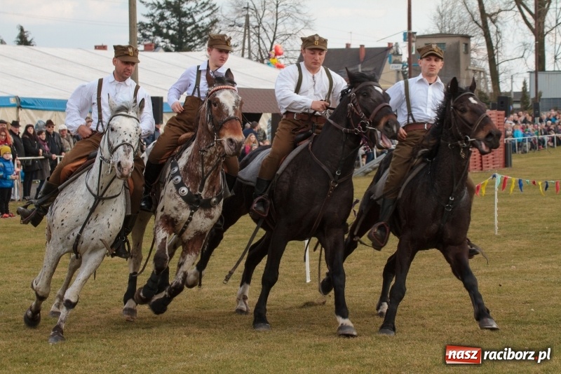 Zdjęcie w galerii na portalu naszraciborz.pl: Konny Festyn Wielkanocny w Pietrowicach Wielkich FOTO i WIDEO wiadomości z regionu