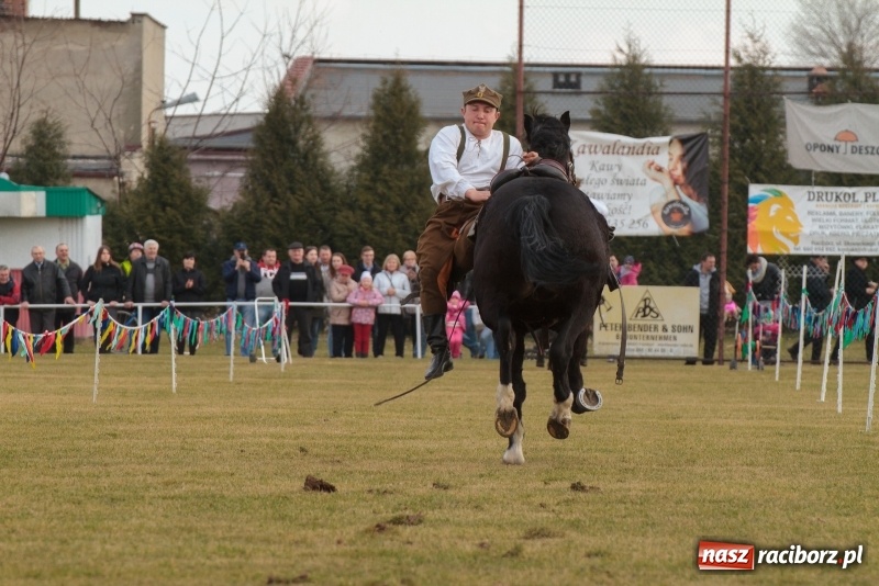 Zdjęcie w galerii na portalu naszraciborz.pl: Konny Festyn Wielkanocny w Pietrowicach Wielkich FOTO i WIDEO wiadomości z regionu