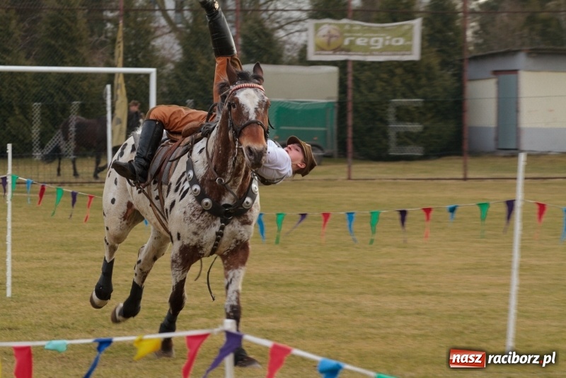 Zdjęcie w galerii na portalu naszraciborz.pl: Konny Festyn Wielkanocny w Pietrowicach Wielkich FOTO i WIDEO wiadomości z regionu