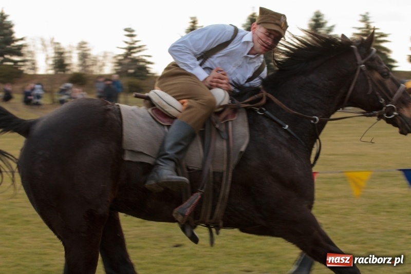 Zdjęcie w galerii na portalu naszraciborz.pl: Konny Festyn Wielkanocny w Pietrowicach Wielkich FOTO i WIDEO wiadomości z regionu