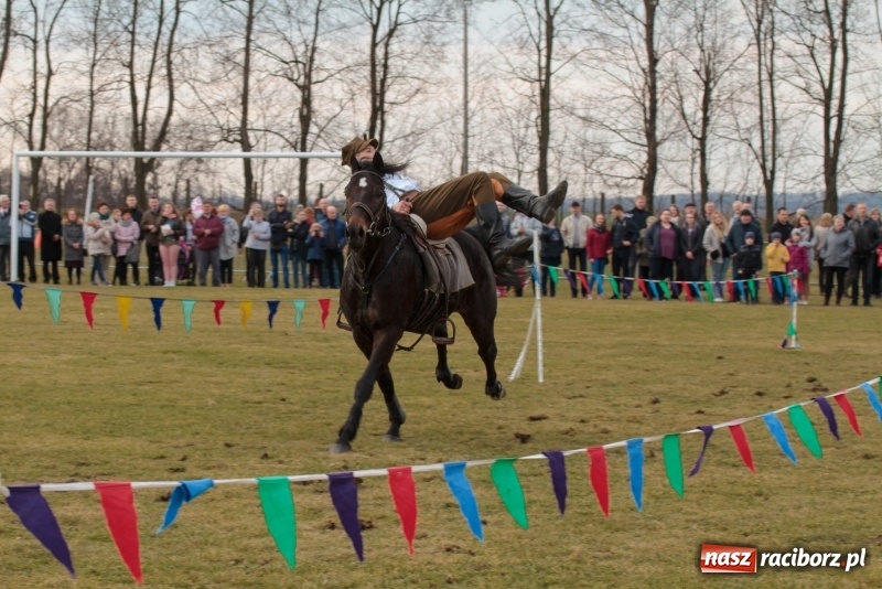 Zdjęcie w galerii na portalu naszraciborz.pl: Konny Festyn Wielkanocny w Pietrowicach Wielkich FOTO i WIDEO wiadomości z regionu