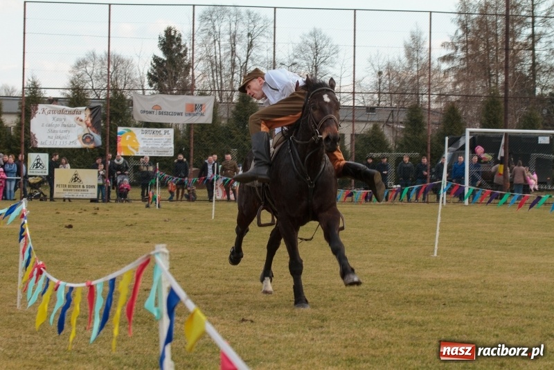 Zdjęcie w galerii na portalu naszraciborz.pl: Konny Festyn Wielkanocny w Pietrowicach Wielkich FOTO i WIDEO wiadomości z regionu