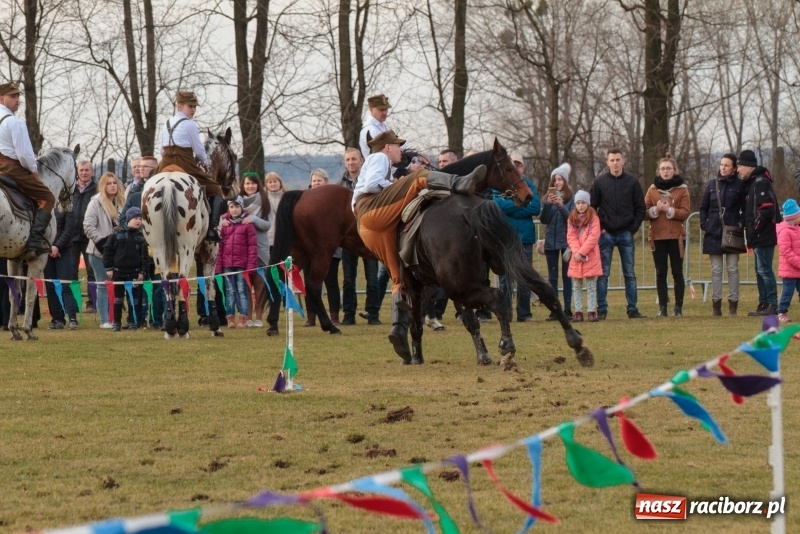 Zdjęcie w galerii na portalu naszraciborz.pl: Konny Festyn Wielkanocny w Pietrowicach Wielkich FOTO i WIDEO wiadomości z regionu
