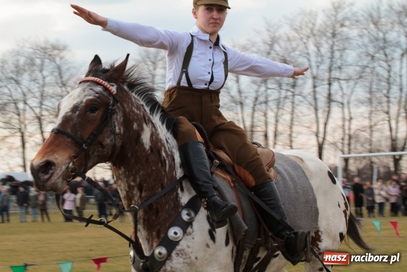 Zdjęcie w galerii na portalu naszraciborz.pl: Konny Festyn Wielkanocny w Pietrowicach Wielkich FOTO i WIDEO wiadomości z regionu