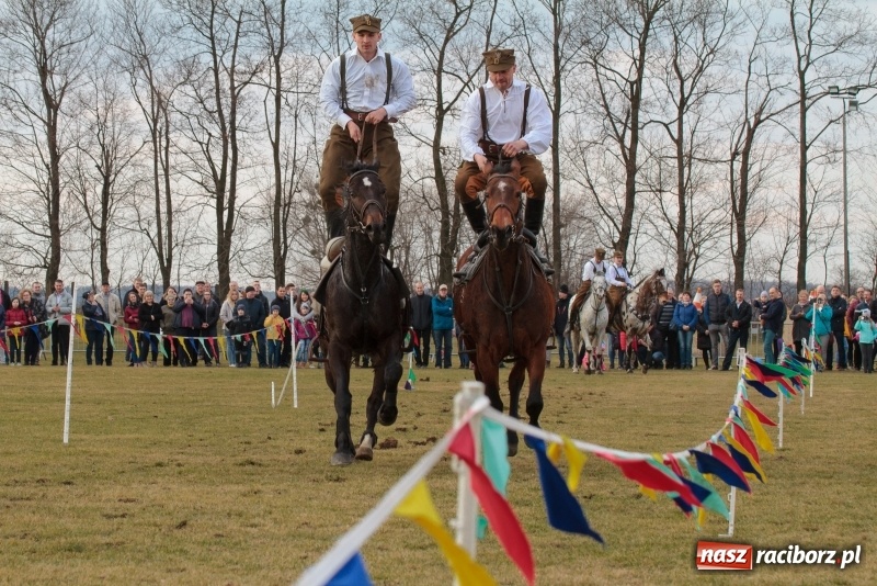 Zdjęcie w galerii na portalu naszraciborz.pl: Konny Festyn Wielkanocny w Pietrowicach Wielkich FOTO i WIDEO wiadomości z regionu