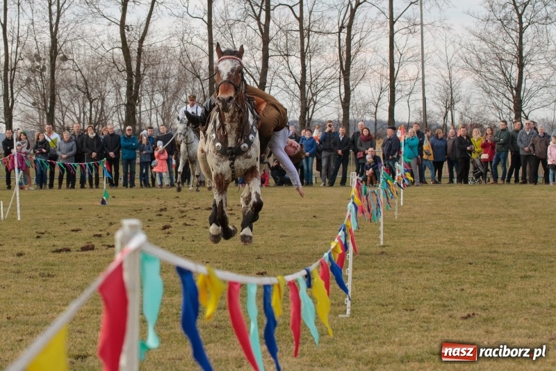 Zdjęcie w galerii na portalu naszraciborz.pl: Konny Festyn Wielkanocny w Pietrowicach Wielkich FOTO i WIDEO wiadomości z regionu