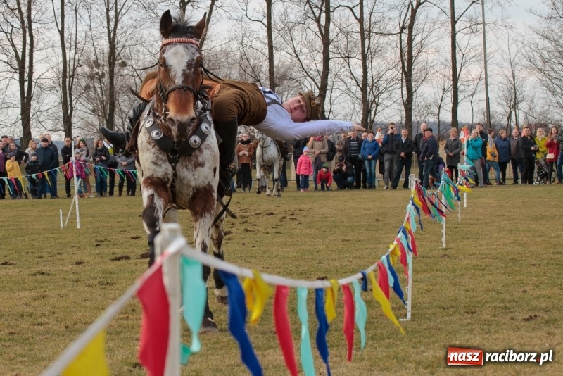 Zdjęcie w galerii na portalu naszraciborz.pl: Konny Festyn Wielkanocny w Pietrowicach Wielkich FOTO i WIDEO wiadomości z regionu