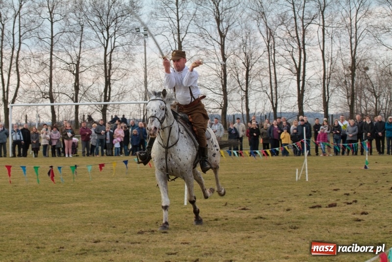 Zdjęcie w galerii na portalu naszraciborz.pl: Konny Festyn Wielkanocny w Pietrowicach Wielkich FOTO i WIDEO wiadomości z regionu