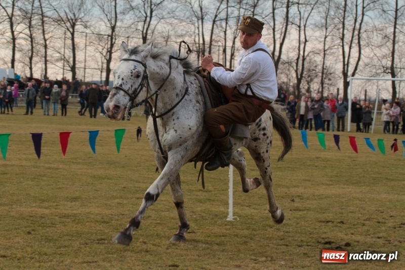 Zdjęcie w galerii na portalu naszraciborz.pl: Konny Festyn Wielkanocny w Pietrowicach Wielkich FOTO i WIDEO wiadomości z regionu