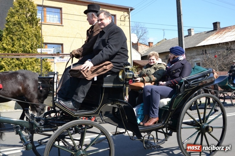 Zdjęcie w galerii na portalu naszraciborz.pl: Bieńkowickie rajtowanie - jeźdźcy mocno chwycili za lejce FOTO i WIDEO wiadomości z regionu