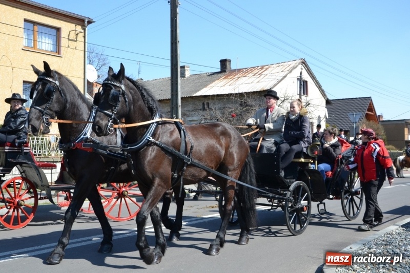 Zdjęcie w galerii na portalu naszraciborz.pl: Bieńkowickie rajtowanie - jeźdźcy mocno chwycili za lejce FOTO i WIDEO wiadomości z regionu