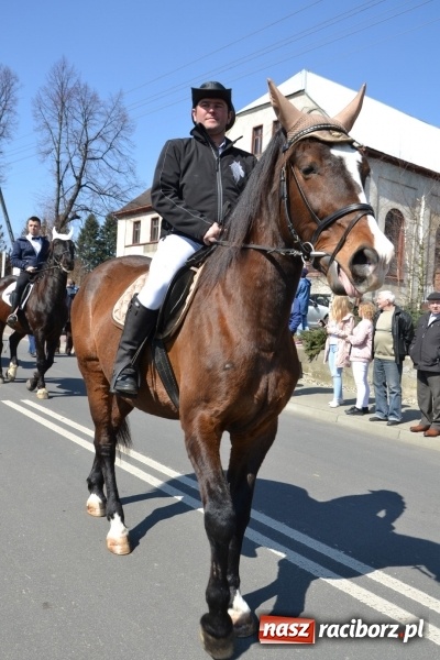 Zdjęcie w galerii na portalu naszraciborz.pl: Bieńkowickie rajtowanie - jeźdźcy mocno chwycili za lejce FOTO i WIDEO wiadomości z regionu