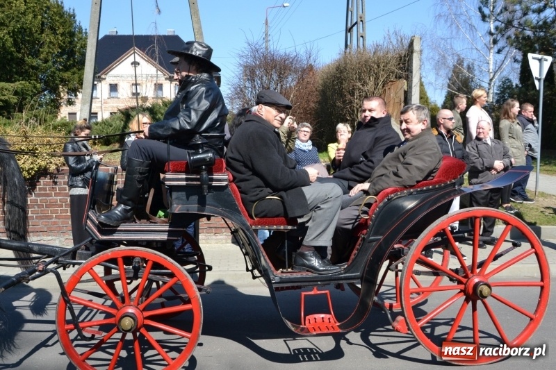 Zdjęcie w galerii na portalu naszraciborz.pl: Bieńkowickie rajtowanie - jeźdźcy mocno chwycili za lejce FOTO i WIDEO wiadomości z regionu
