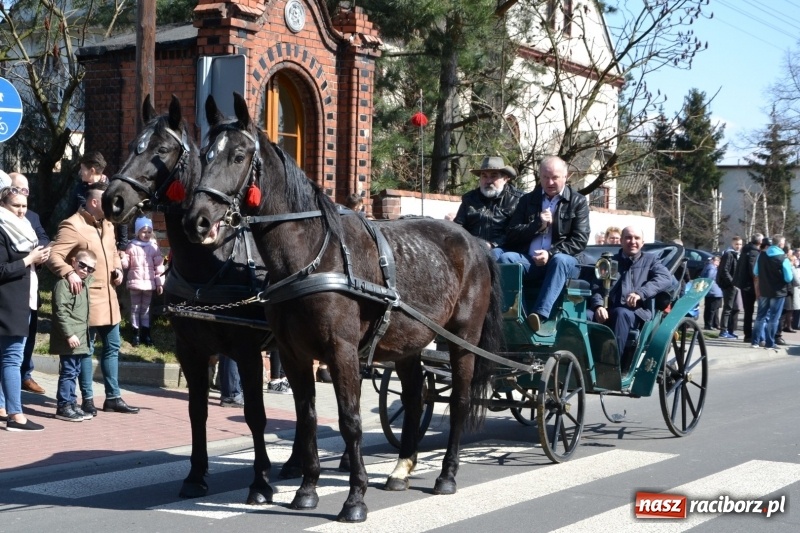 Zdjęcie w galerii na portalu naszraciborz.pl: Bieńkowickie rajtowanie - jeźdźcy mocno chwycili za lejce FOTO i WIDEO wiadomości z regionu