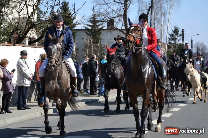 Zdjęcie w galerii na portalu naszraciborz.pl: Bieńkowickie rajtowanie - jeźdźcy mocno chwycili za lejce FOTO i WIDEO wiadomości z regionu