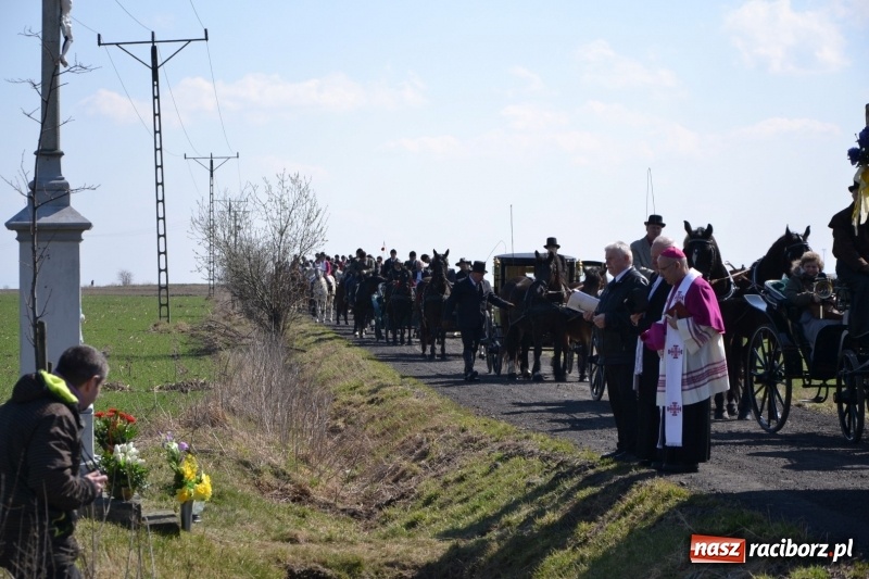 Zdjęcie w galerii na portalu naszraciborz.pl: Bieńkowickie rajtowanie - jeźdźcy mocno chwycili za lejce FOTO i WIDEO wiadomości z regionu