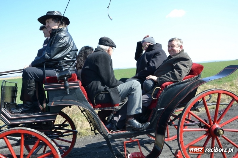 Zdjęcie w galerii na portalu naszraciborz.pl: Bieńkowickie rajtowanie - jeźdźcy mocno chwycili za lejce FOTO i WIDEO wiadomości z regionu