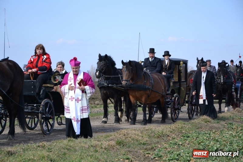 Zdjęcie w galerii na portalu naszraciborz.pl: Bieńkowickie rajtowanie - jeźdźcy mocno chwycili za lejce FOTO i WIDEO wiadomości z regionu