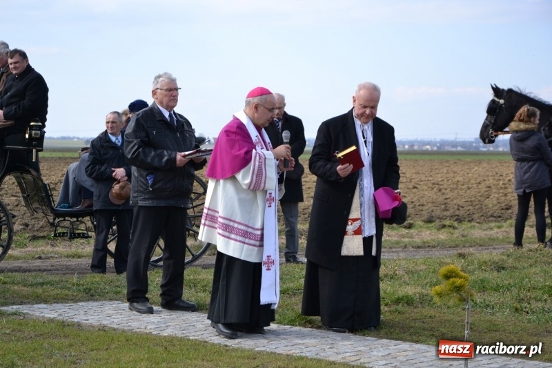 Zdjęcie w galerii na portalu naszraciborz.pl: Bieńkowickie rajtowanie - jeźdźcy mocno chwycili za lejce FOTO i WIDEO wiadomości z regionu