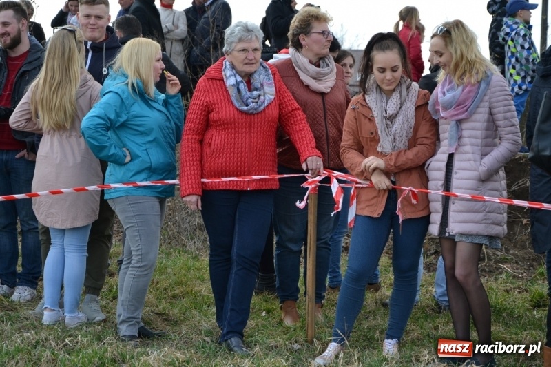 Zdjęcie w galerii na portalu naszraciborz.pl: Bieńkowickie rajtowanie - jeźdźcy mocno chwycili za lejce FOTO i WIDEO wiadomości z regionu