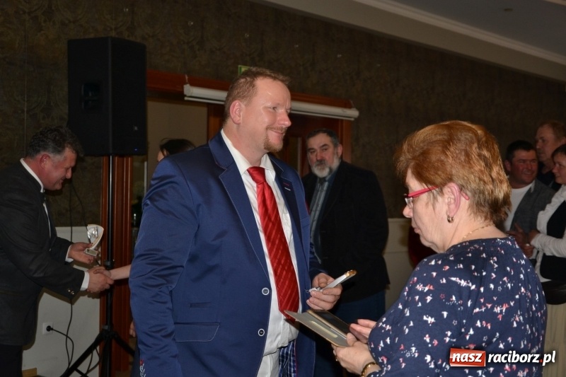 Zdjęcie w galerii na portalu naszraciborz.pl: Bieńkowickie rajtowanie - jeźdźcy mocno chwycili za lejce FOTO i WIDEO wiadomości z regionu