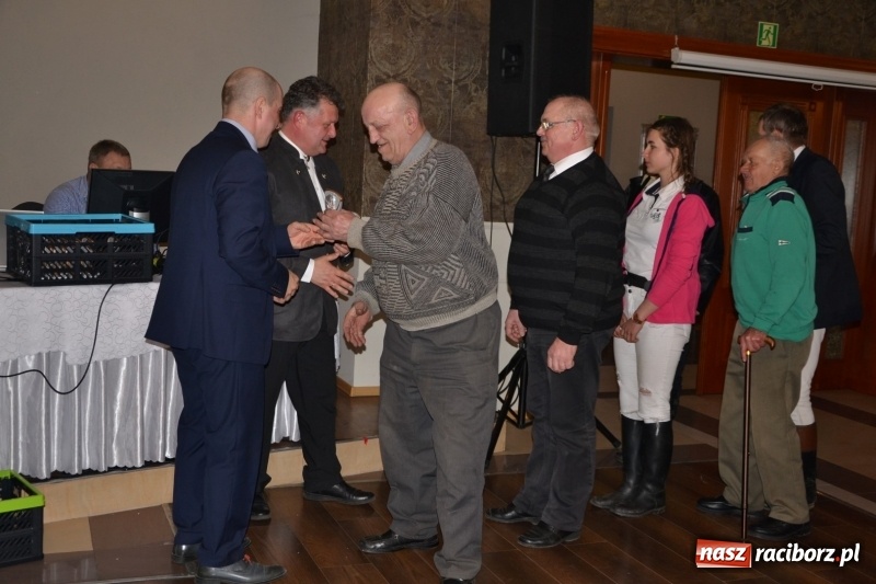 Zdjęcie w galerii na portalu naszraciborz.pl: Bieńkowickie rajtowanie - jeźdźcy mocno chwycili za lejce FOTO i WIDEO wiadomości z regionu