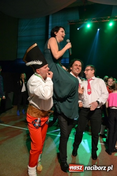 Zdjęcie w galerii na portalu naszraciborz.pl: Jubileusz 30-lecia zespołu tanecznego Uśmiech z udziałem Ani Wyszkoni  wiadomości z regionu