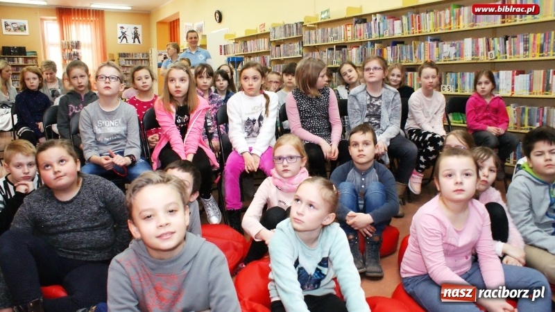 Zdjęcie w galerii na portalu naszraciborz.pl: Światowy Dzień Wody z Wodociągami w raciborskiej bibliotece wiadomości z regionu