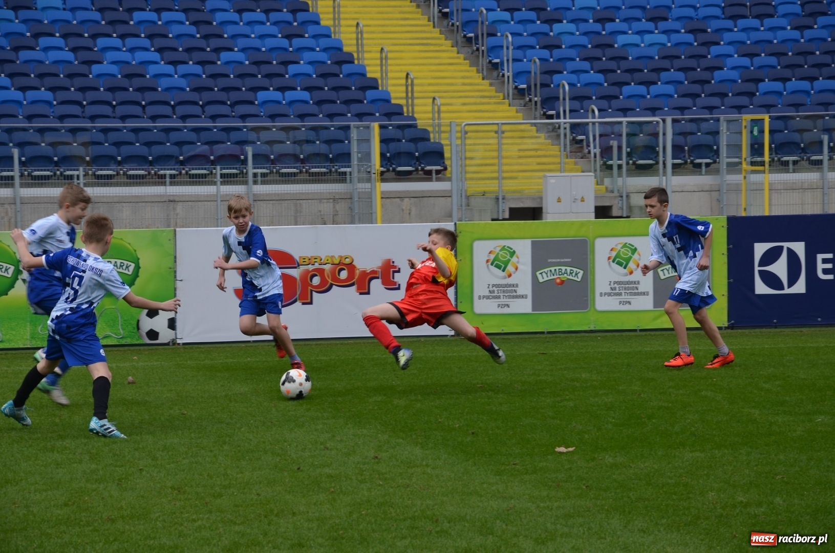 Zdjęcie w galerii na portalu naszraciborz.pl: Waleczni Nędza tuż za podium wojewódzkiego finału o Puchar Tymbarku wiadomości z regionu