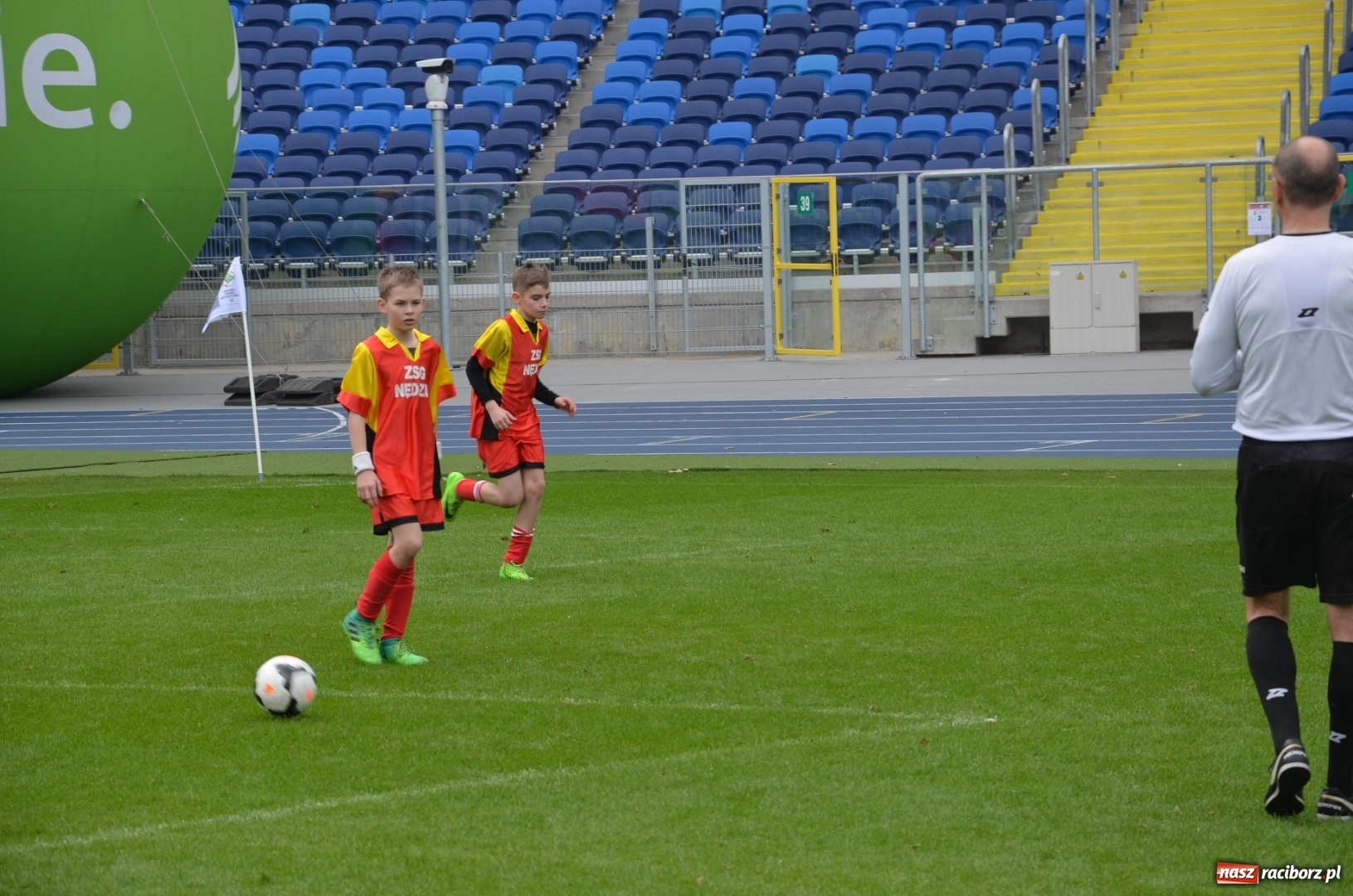 Zdjęcie w galerii na portalu naszraciborz.pl: Waleczni Nędza tuż za podium wojewódzkiego finału o Puchar Tymbarku wiadomości z regionu