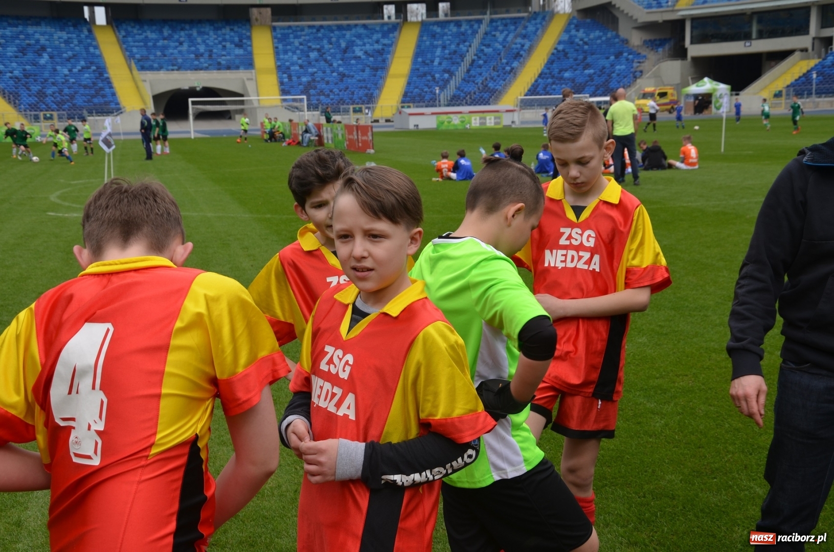 Zdjęcie w galerii na portalu naszraciborz.pl: Waleczni Nędza tuż za podium wojewódzkiego finału o Puchar Tymbarku wiadomości z regionu