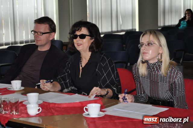 Zdjęcie w galerii na portalu naszraciborz.pl: Chętnych do śpiewania przybywa wiadomości z regionu