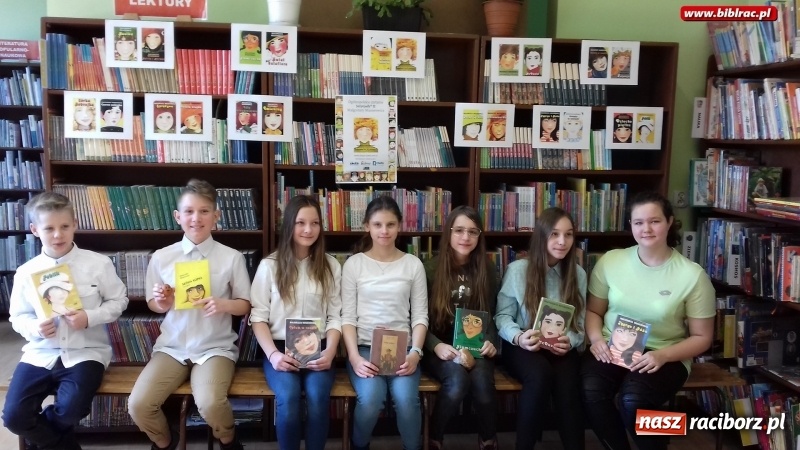 Zdjęcie w galerii na portalu naszraciborz.pl: Cały Racibórz czyta… Jeżycjadę wiadomości z regionu