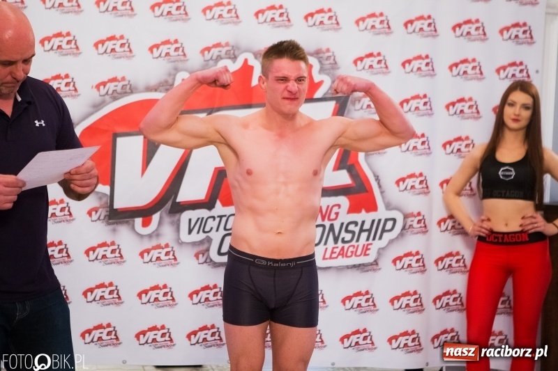 Zdjęcie w galerii na portalu naszraciborz.pl: Serb nie dał rady dojechać. Islam Mayrasultanov rywalem Mariusza Magdy wiadomości z regionu