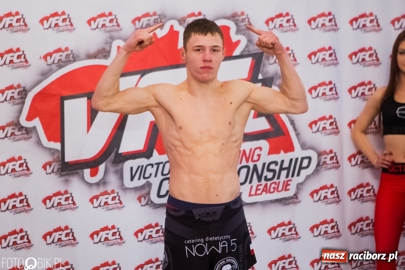 Zdjęcie w galerii na portalu naszraciborz.pl: Serb nie dał rady dojechać. Islam Mayrasultanov rywalem Mariusza Magdy wiadomości z regionu