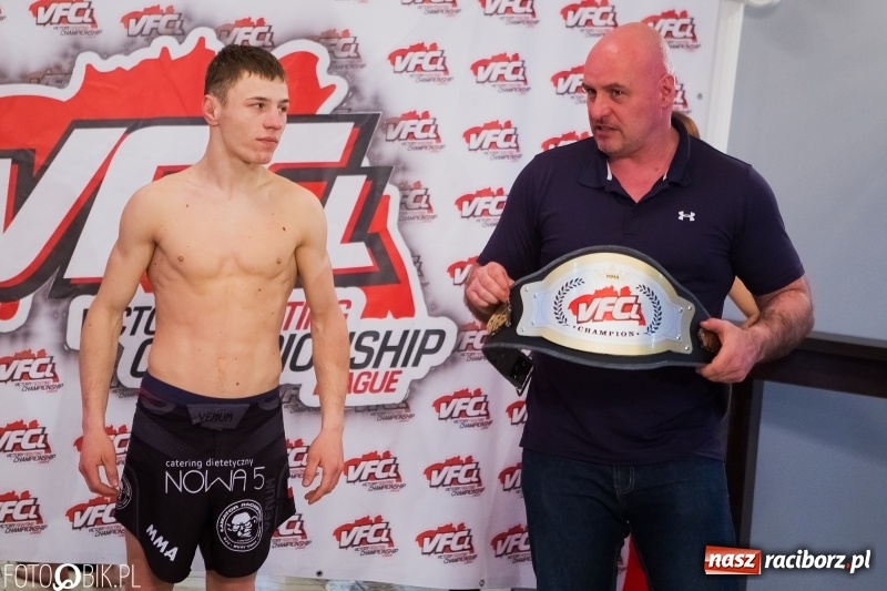 Zdjęcie w galerii na portalu naszraciborz.pl: Serb nie dał rady dojechać. Islam Mayrasultanov rywalem Mariusza Magdy wiadomości z regionu