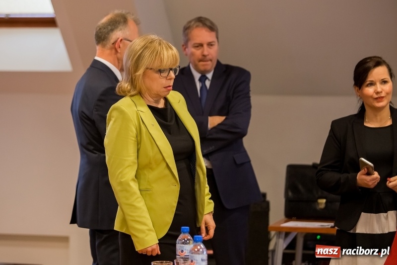 Zdjęcie w galerii na portalu naszraciborz.pl: Marszałek Saługa: Przyjechałem uczyć się od prezydenta Raciborza, jak walczyć ze smogiem wiadomości z regionu