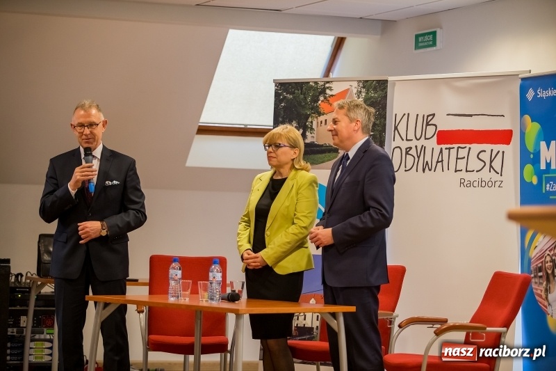 Zdjęcie w galerii na portalu naszraciborz.pl: Marszałek Saługa: Przyjechałem uczyć się od prezydenta Raciborza, jak walczyć ze smogiem wiadomości z regionu