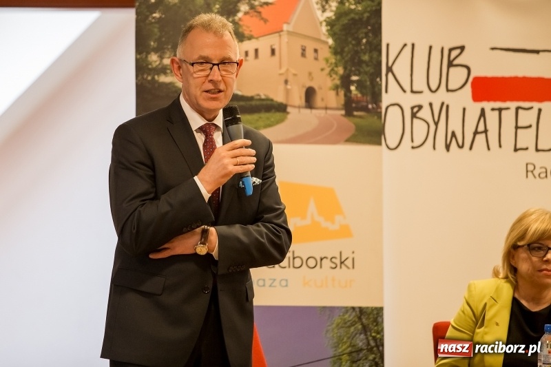 Zdjęcie w galerii na portalu naszraciborz.pl: Marszałek Saługa: Przyjechałem uczyć się od prezydenta Raciborza, jak walczyć ze smogiem wiadomości z regionu