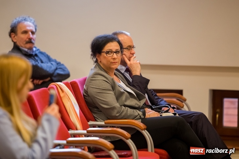 Zdjęcie w galerii na portalu naszraciborz.pl: Marszałek Saługa: Przyjechałem uczyć się od prezydenta Raciborza, jak walczyć ze smogiem wiadomości z regionu