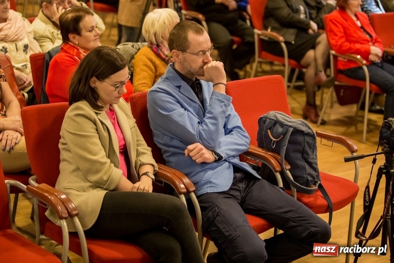 Zdjęcie w galerii na portalu naszraciborz.pl: Marszałek Saługa: Przyjechałem uczyć się od prezydenta Raciborza, jak walczyć ze smogiem wiadomości z regionu