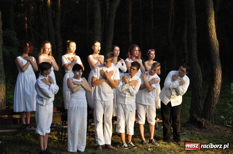 Zdjęcie w galerii na portalu naszraciborz.pl: Wystartowały zapisy na obozy ART CAMP PIENINY i TREKKING W SZWAJCARII wiadomości z regionu